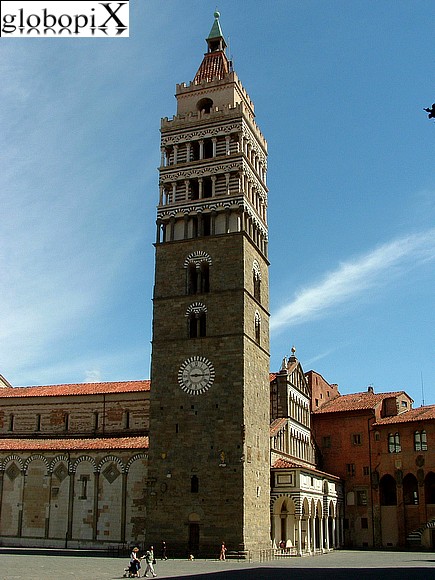 Pistoia - Piazza Duomo e Duomo di Pistoia