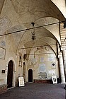 Foto: Porticato del Palazzo Pubblico