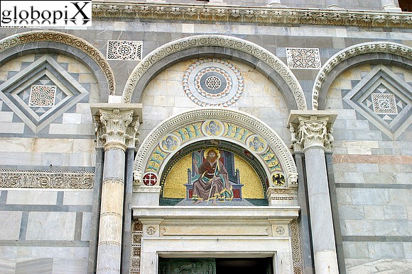 Pisa - Portale del Duomo di Pisa