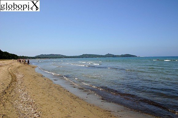 Maremma - Spiaggia e promontorio di Punta Ala