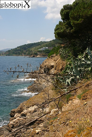 Isola d'Elba - The sea at Fortezza Stellare