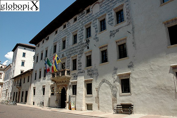 Trento - Palazzo Thun in Via Belenzani