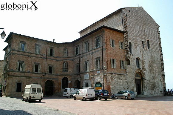 Gubbio - Piazza Grande