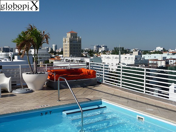 Miami Beach - Strand Hotel Pool