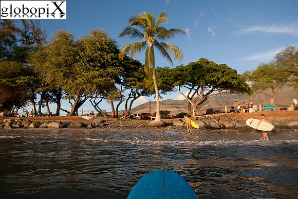 Isole Hawaii - Surfing a Lahaina