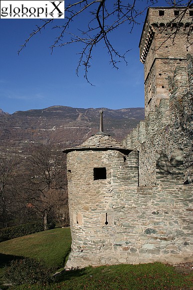 Castelli e Forti - Castello di Fénis