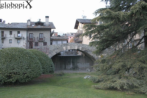 Aosta - Ponte Romano