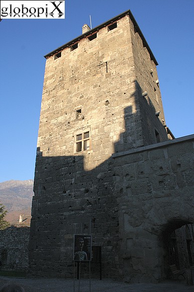 Aosta - Torre dei Signori di Quart