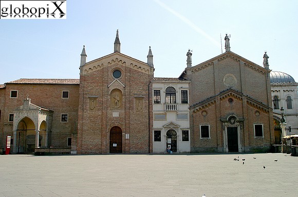 Padova - L'Oratorio di S. Giorgio e la Scuola del Santo