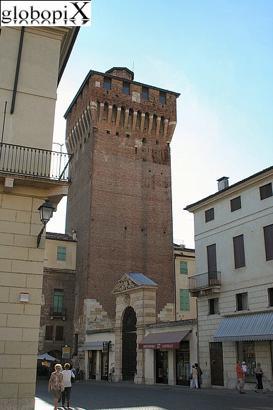 Vicenza - Torrione di Porta Castello